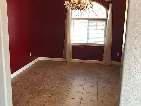 4th image of 2160 Avenida Manzana