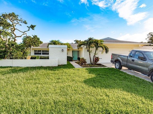 2830 Wildwood Dr