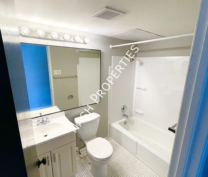 6435 Gravois Ave #1A — Photo 3