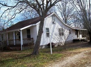 599 Gaither Hinson Rd, Waynesboro, TN 38485