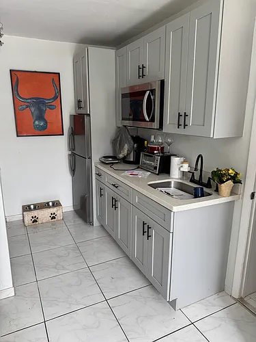 3130 SW 16th St #E Photo 1 3130 SW 16th St #E Photo 1