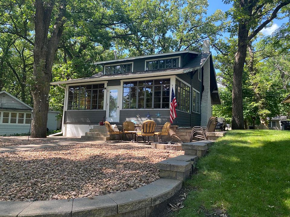 1st image of 2418 Burr Oak Cir