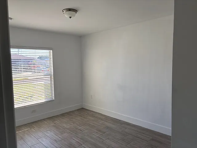 524 SW 8th Pl #524 — Photo 11