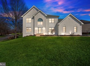 2 Cherrydale Rd, Glen Mills, PA 19342