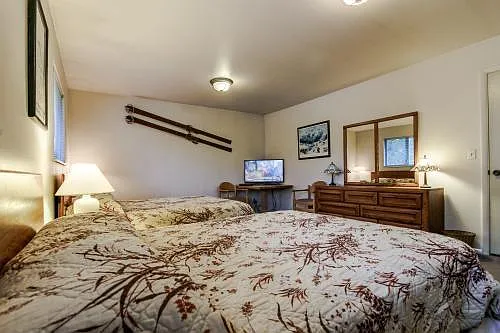 3298 E Fort Union Blvd #TOWNHOUSE — Photo 4