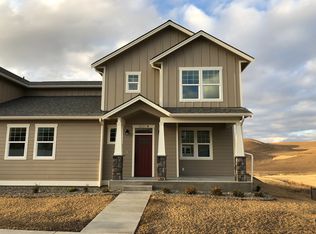 1220 NW Terre View Dr #B, Pullman, WA 99163