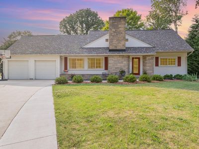 10 Crescent Ct, Midland, MI, 48640