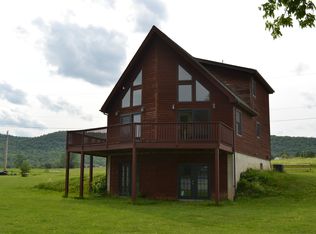 28 Snapping Turtle Way, Ticonderoga, NY 12883