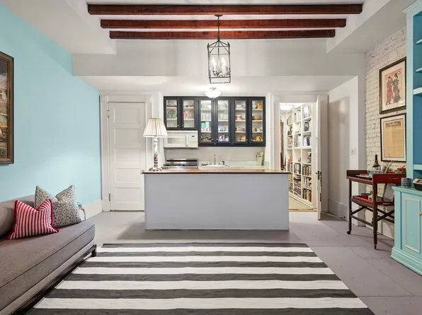 321 West 77th Street image 10 of 19