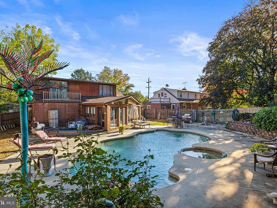 1st image of 2606 Springfield Rd