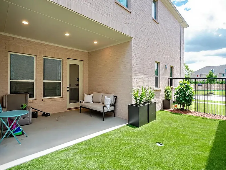 8869 Bailey St — Photo 36