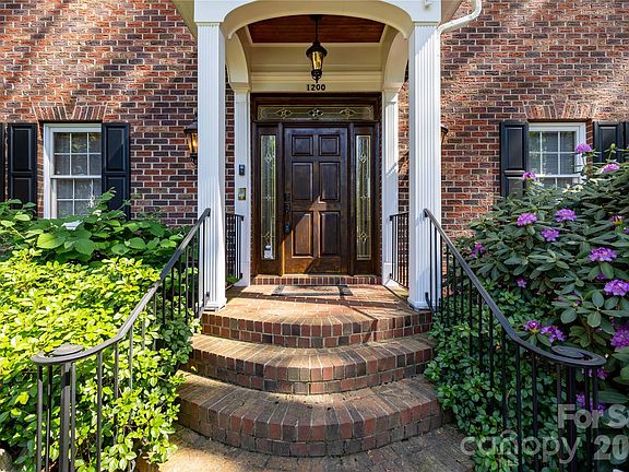 4th image of 1200 Heritage Dr