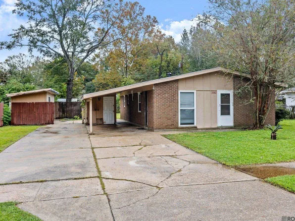 1950 McQuaid Dr, Baton Rouge, LA 70810