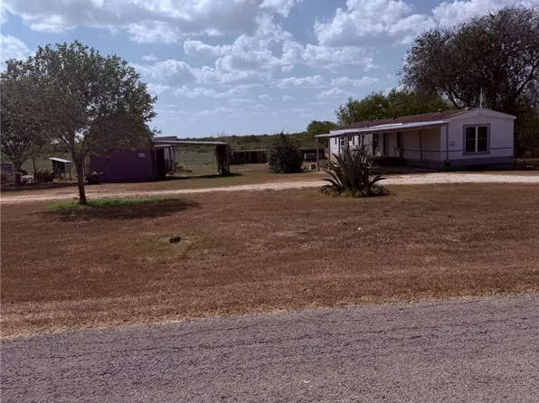 239 N County Road 1026, Kingsville, TX 78363