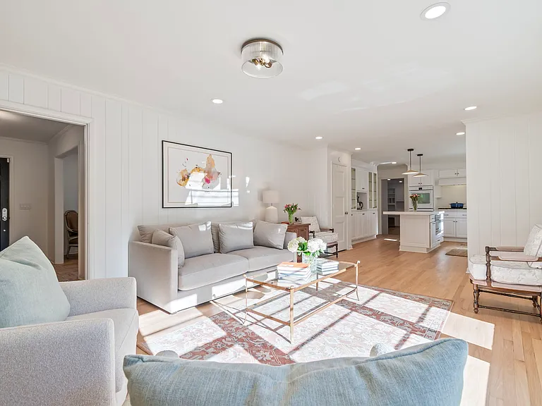 1209 Tyne Blvd — Photo 16
