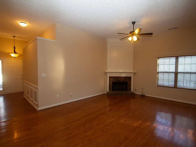 4267 Revere Walk NW — Photo 3