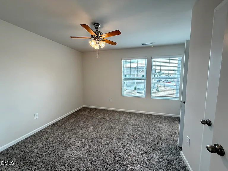 932 Clearhaven Ln — Photo 29