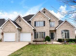 817 Megan Ct, Westmont, IL 60559