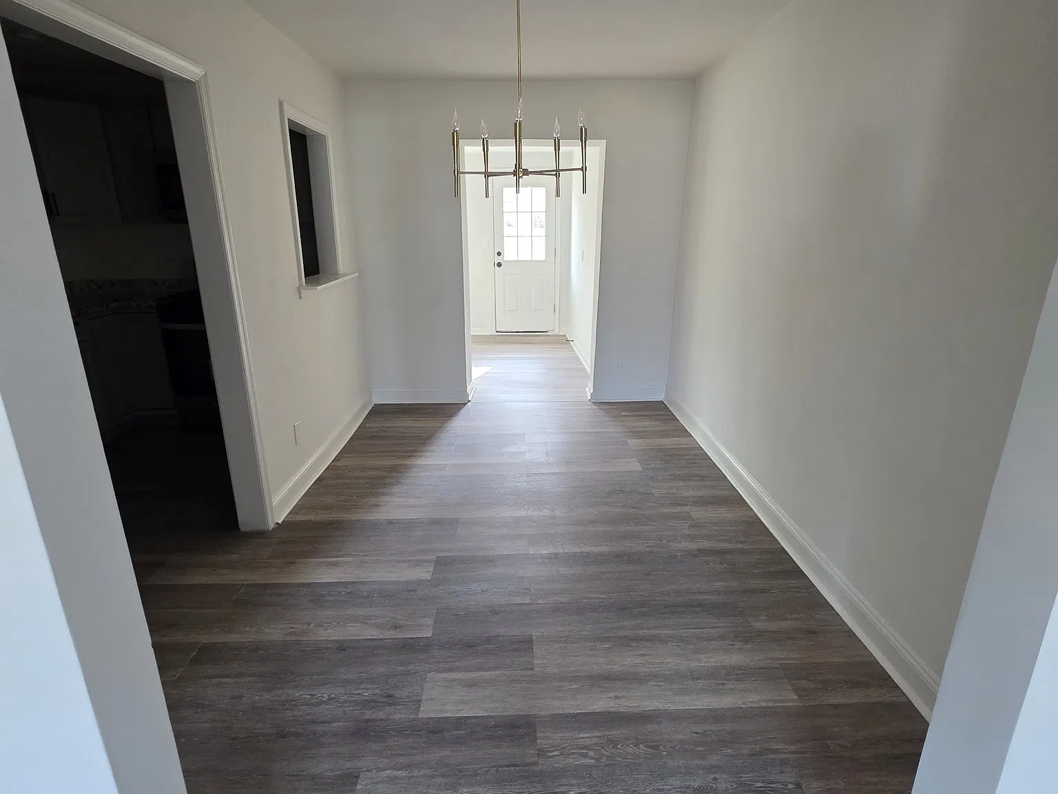 3 bed, 1.5 bath, 1164 sqft, $2,000 — Photo 4