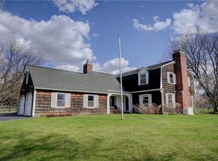 1823 W Bloomfield Rd, Honeoye Falls, NY 14472