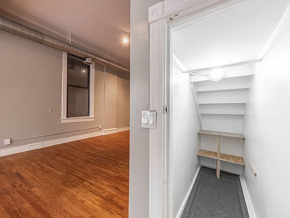 3rd image of 1877 N Milwaukee Ave Ste 1