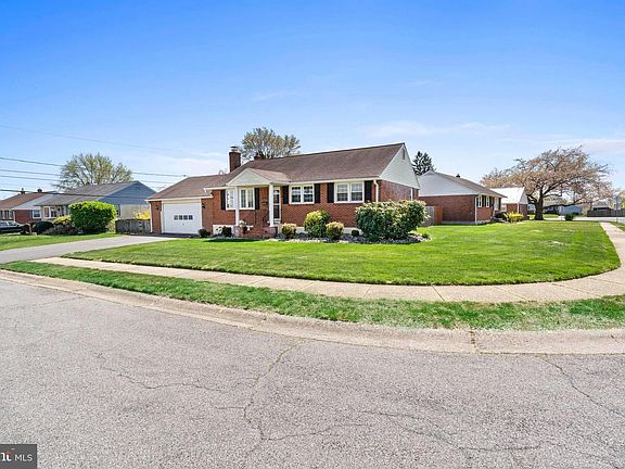 4th image of 2528 Tigani Dr
