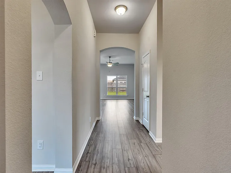 8216 Tourmaline Way — Photo 4