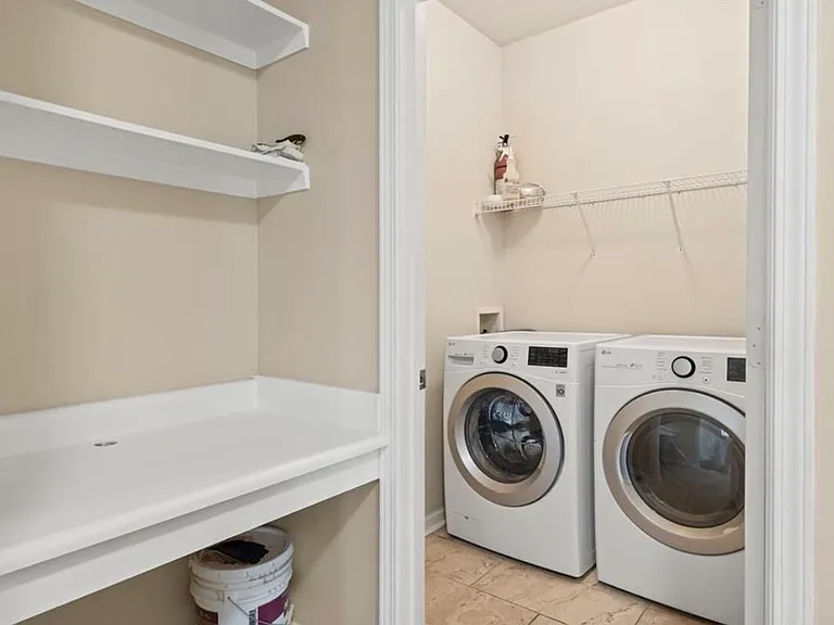 10416 Villa View Cir — Photo 10