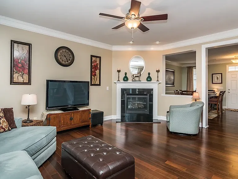 4012 Jockey Club Cir — Photo 5