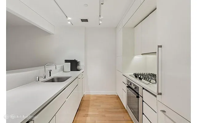 Rented by Douglas Elliman | media 25