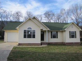 265 Village Ln, Jasper, TN 37347