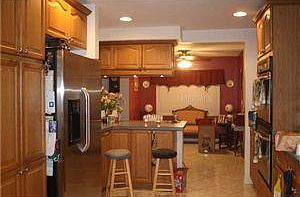 5th image of 6605 Beamer Way