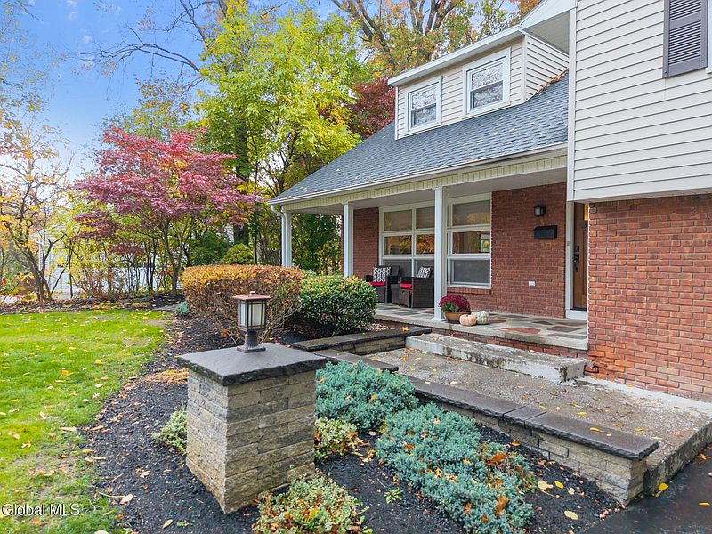 3rd image of 2505 Whamer Lane