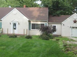 253 N Messner Rd, New Franklin, OH 44319