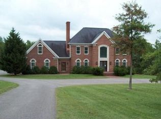57 Blue Ridge Ct, Rocky Mount, VA 24151