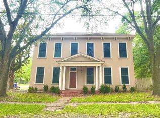100 W Stockbridge St, Eagle Lake, TX 77434