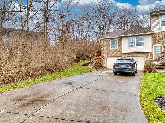 3rd image of 10824 Doral Ct