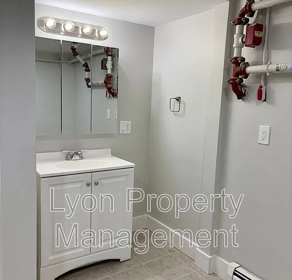 262 Illinois St #2 — Photo 12