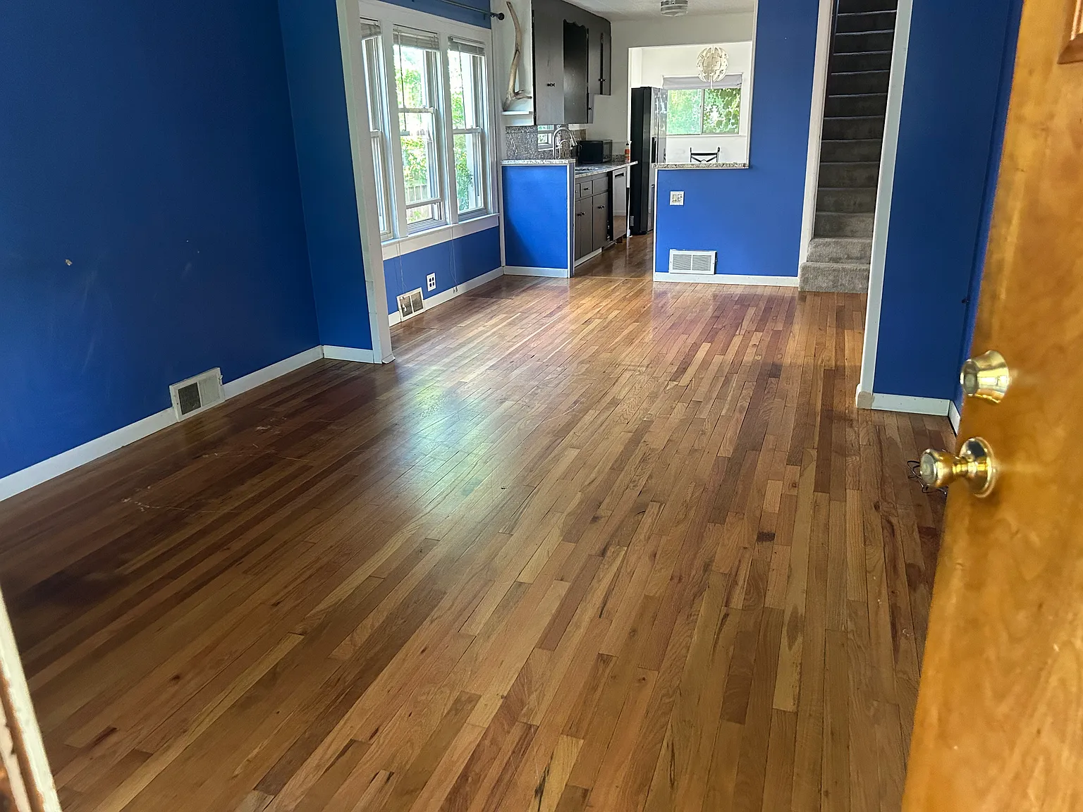 511 E Woodland St — Photo 2