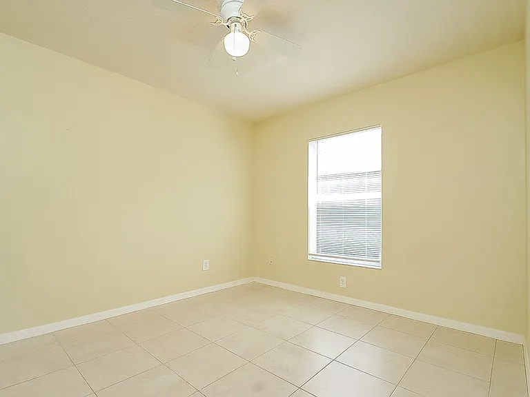 7426 Oxford Garden Cir — Photo 13