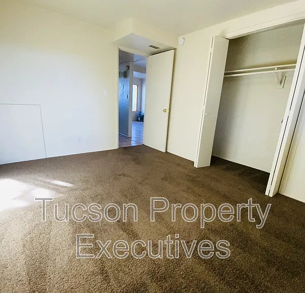 3131 N Treat Ave E — Photo 10
