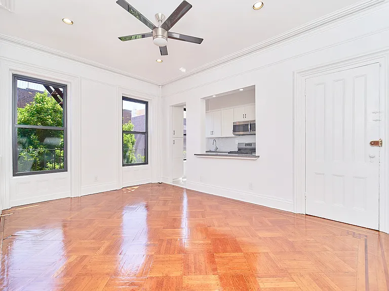 1 Cambridge Pl #3E — Photo 6