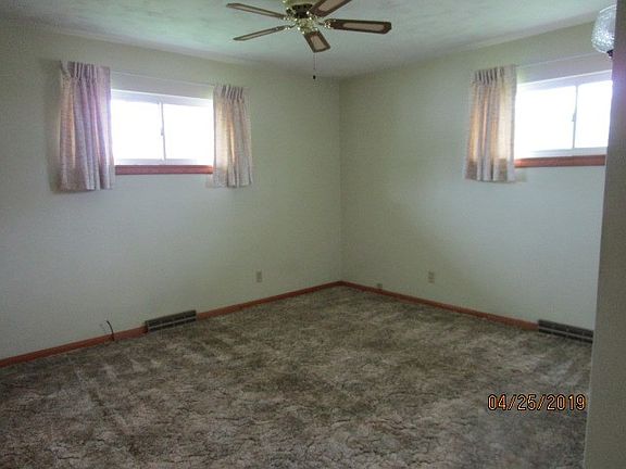5th image of 720 James St