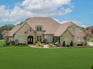 200 Weldon Ln, Longview, TX 75605