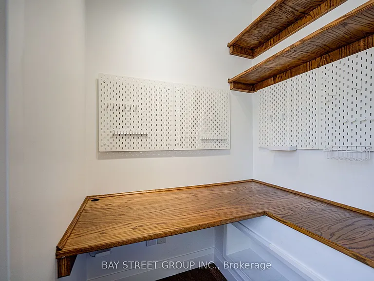 95 Hopedale Ave — Photo 30