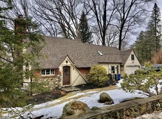 12 Hillside Rd, Sparta, NJ 07871