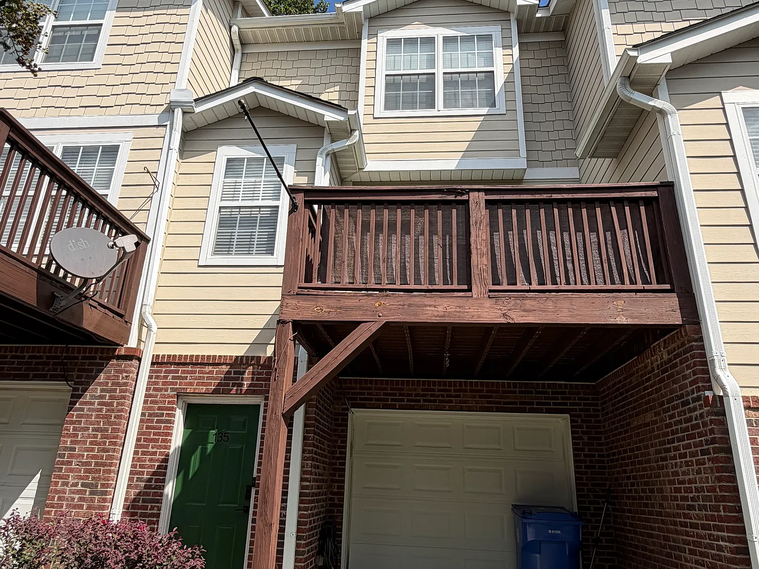 2 bed, 2.5 bath, 1683 sqft, $1,800 — Photo 1