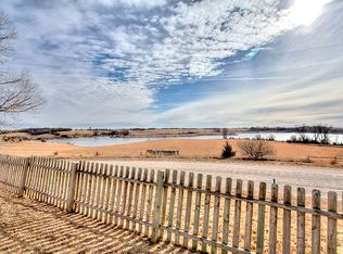 8080 Pawnee Rd, Omaha, NE 68122