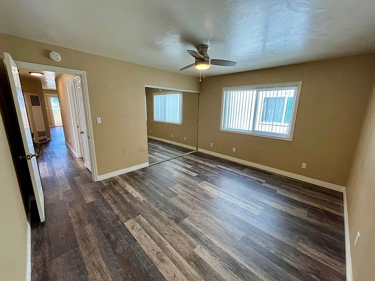 2174 Montgomery Ave #C — Photo 6