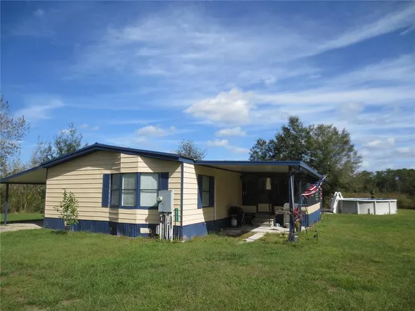 18791 SE 50th St, Ocklawaha, FL 32179